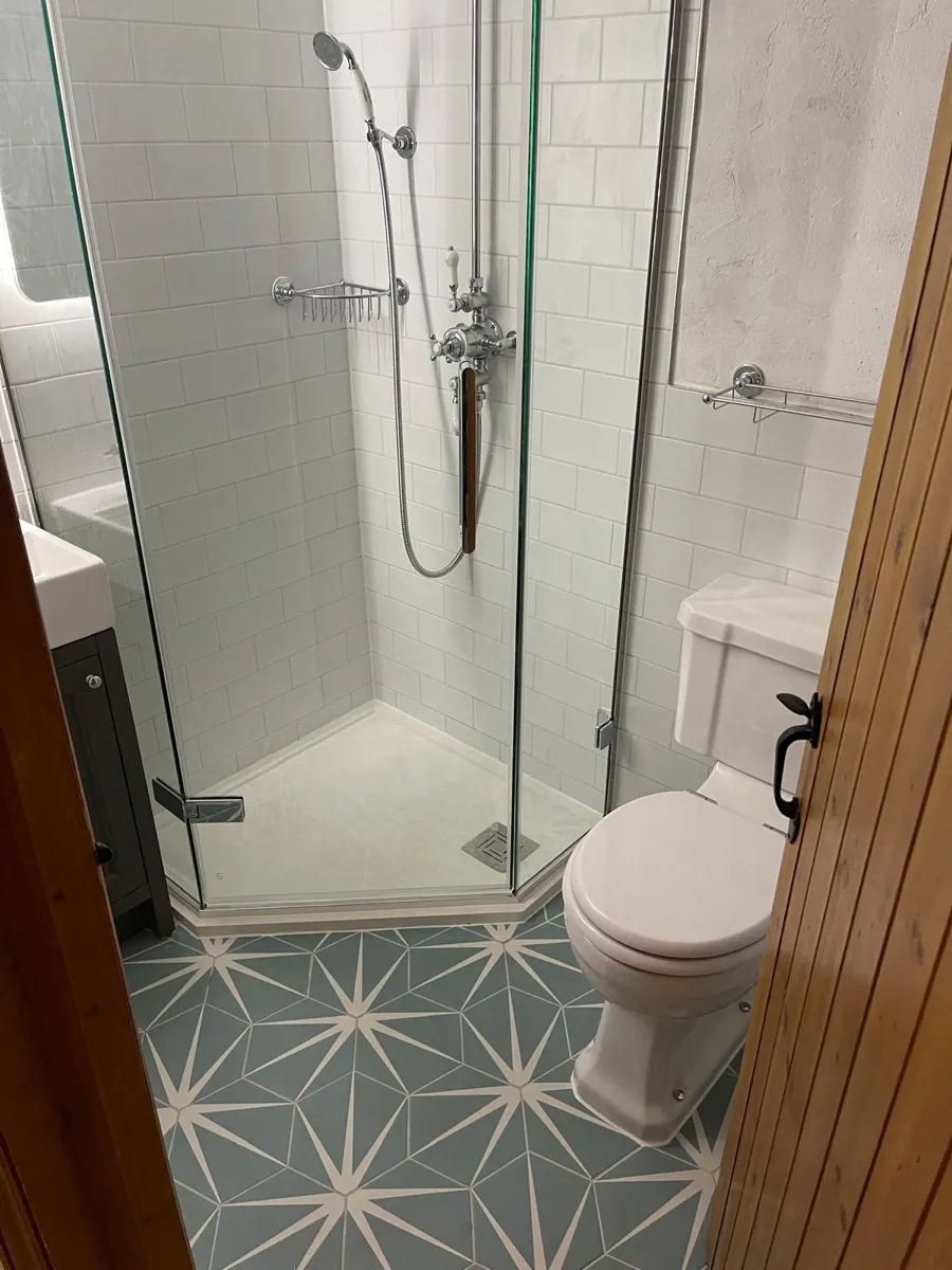Modern bathroom