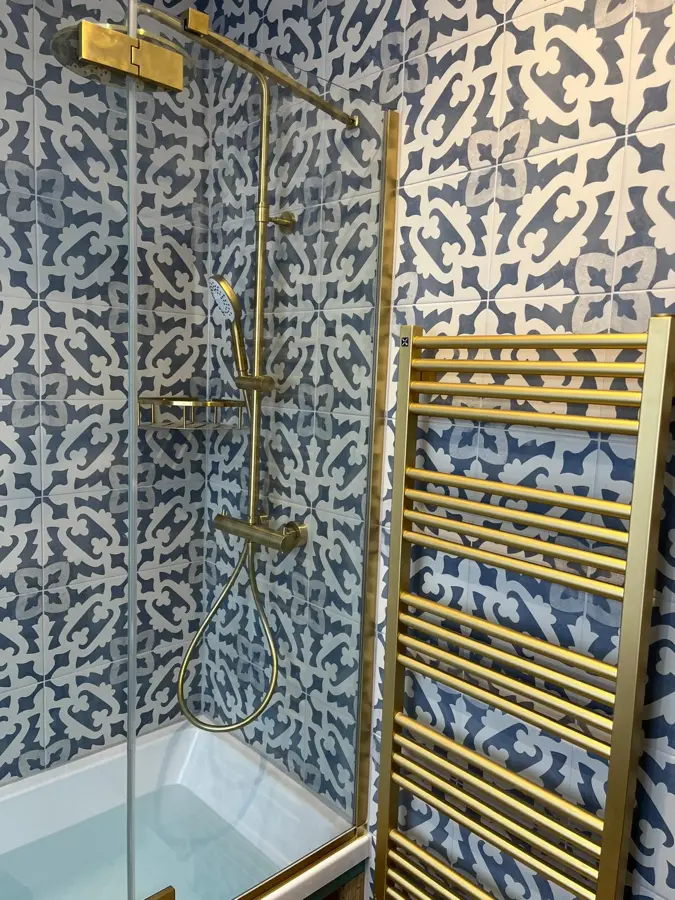 Shower tiling